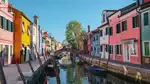 The Islands of Venice: Uncover the beauty of Venice’s lagoon islands, including Burano, Torcello, and Murano. Plan your perfect island-hopping adventure!