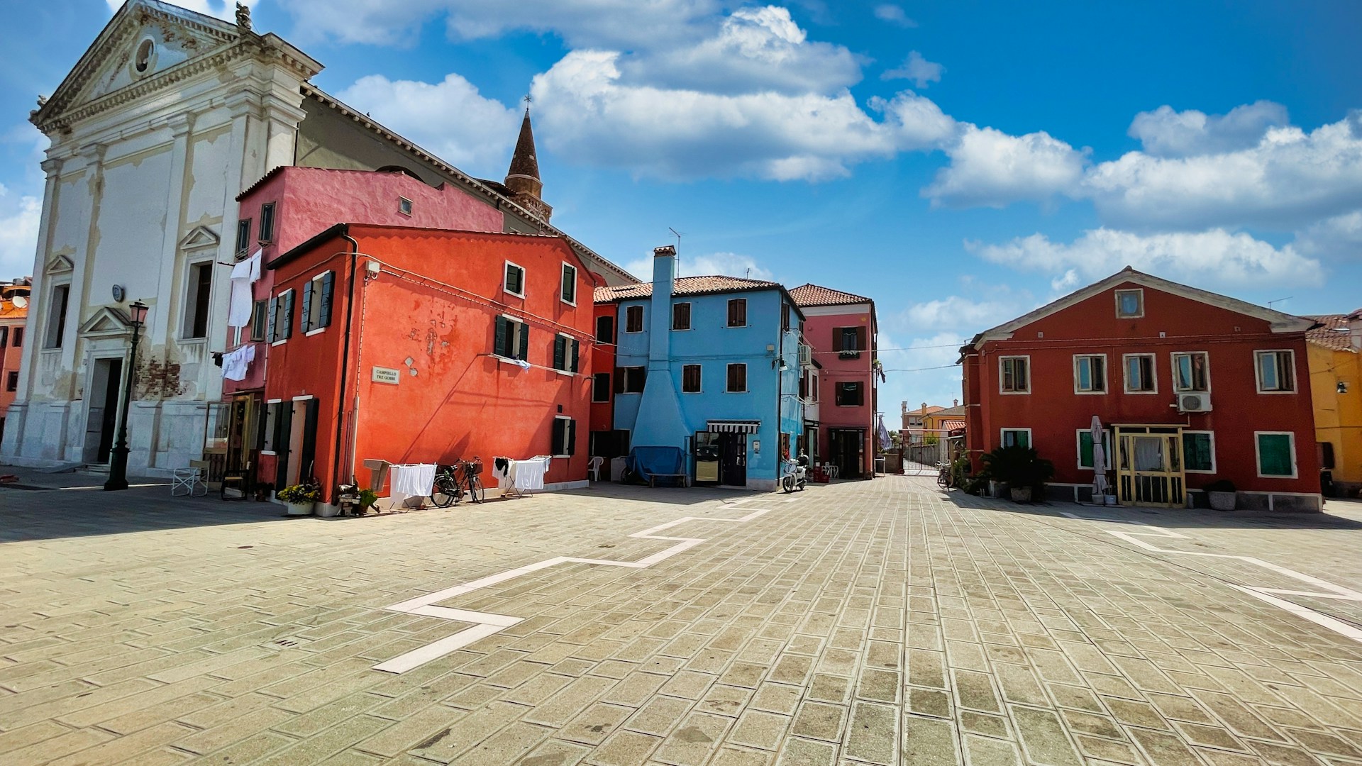 pellestrina piazza venice