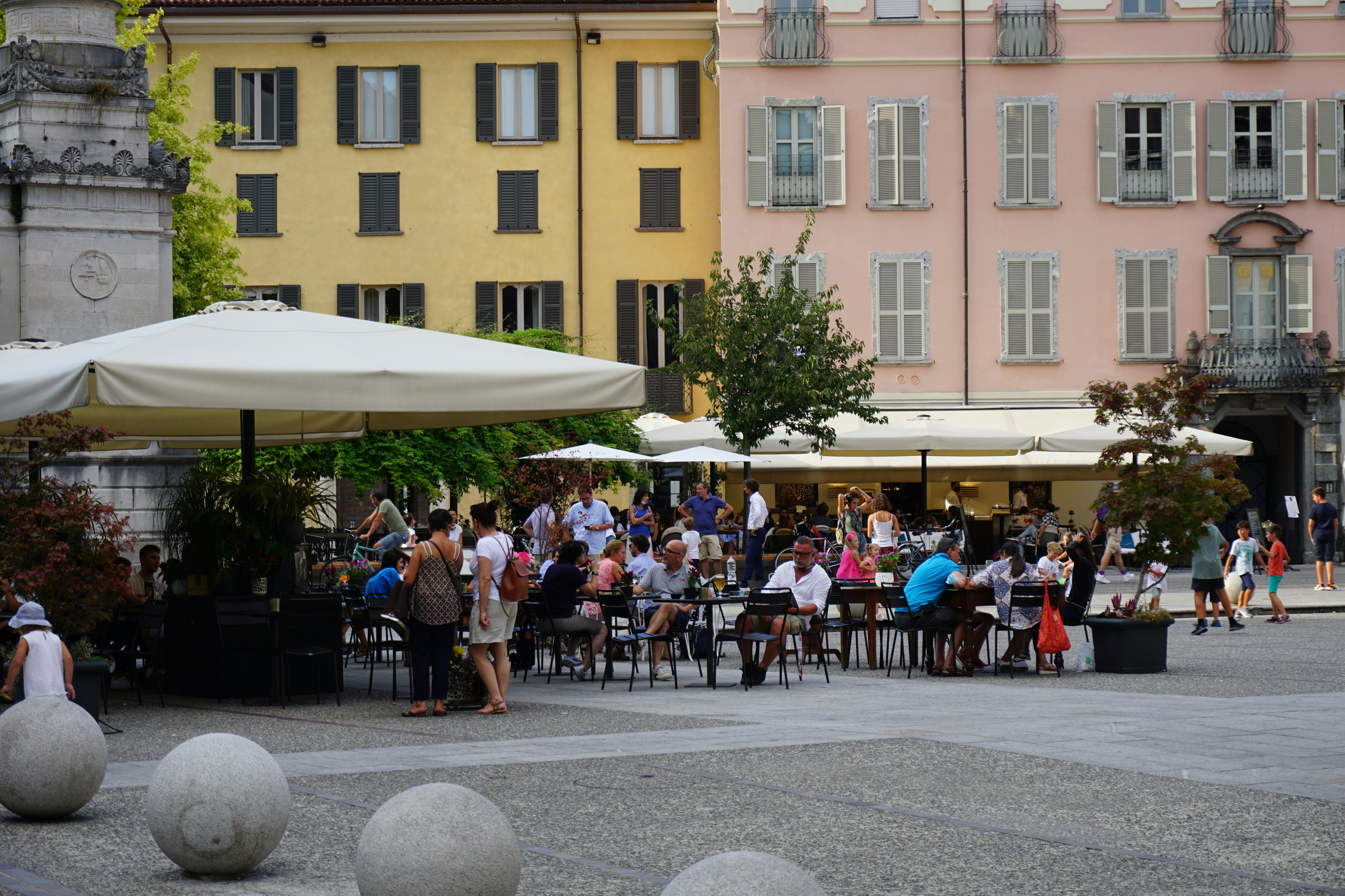 open air restaurant Italy